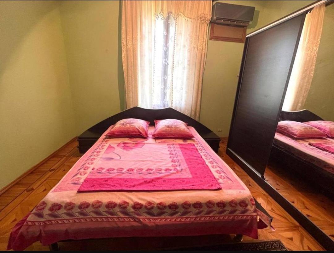 Hotel G I O Samtredia Zewnętrze zdjęcie